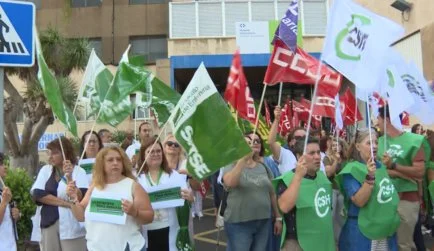 Profesionales sanitarios se manifiestan contra el nuevo Estatuto Marco