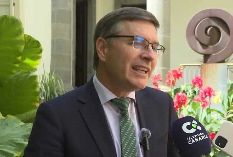 Vox pide «transparencia» y un informe con el gasto que destina Canarias a la migración