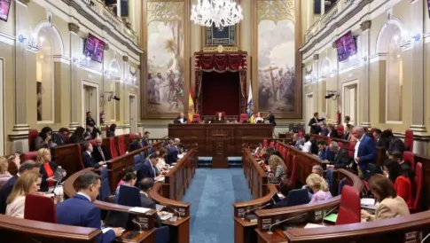 En directo | Siga la sesión de tarde del pleno del Parlamento de Canarias