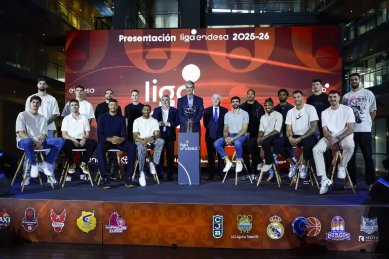 Una gran fiesta da el pistoletazo de salida a la Liga Endesa 2025/2026