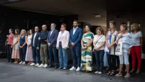 Concentración en la sede de Presidencia del Gobierno en Santa Cruz de Tenerife. Imagen Gobierno de Canarias