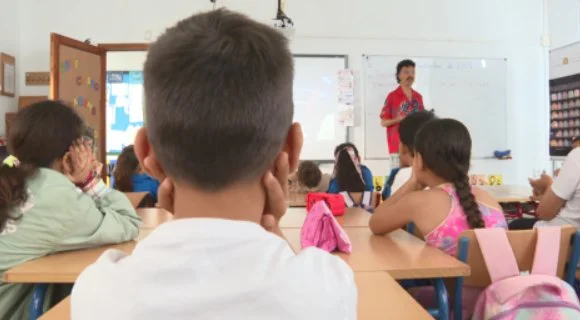La erupción volcánica pasa por las aulas de Garachico