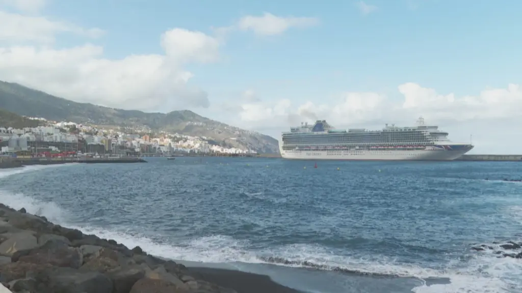 Santa Cruz de La Palma tiene en este tipo de visitantes de cruceros, una de sus principales fuentes de ingreso en la temporada invernal