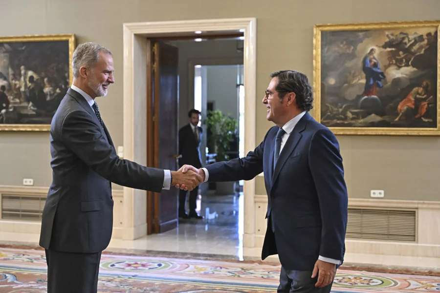 El rey con fiscal general Estado