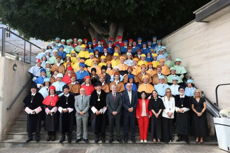 Serra pide 111 millones más de financiación para las universidades públicas canarias