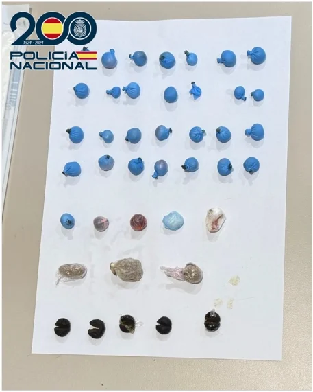 Droga incautada a las dos mujeres investigadas