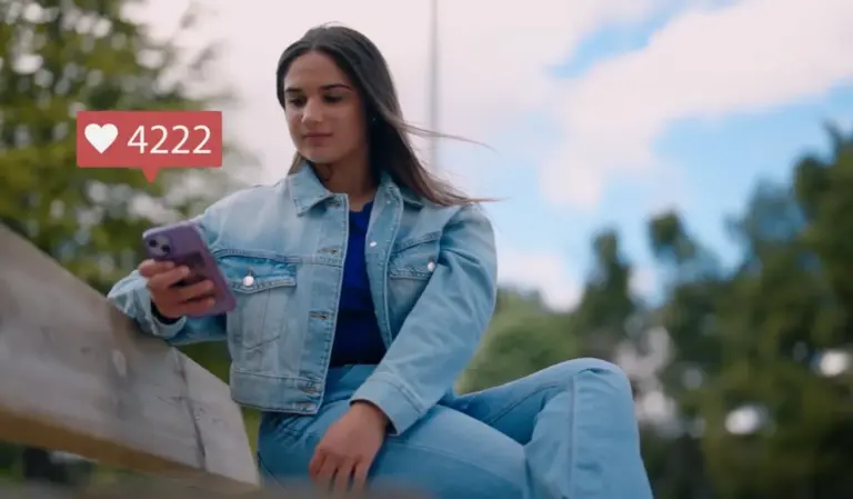 La serie documental ‘Generación Click’ aborda la adicción a las redes sociales en la juventud