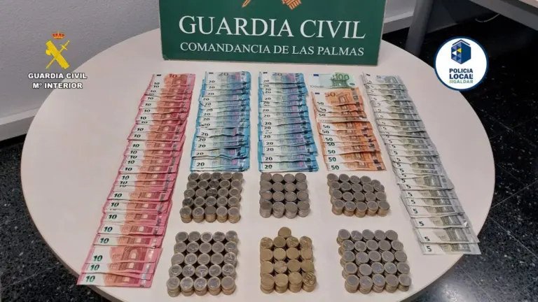 Detienen a tres personas en Gáldar por tráfico de estupefacientes