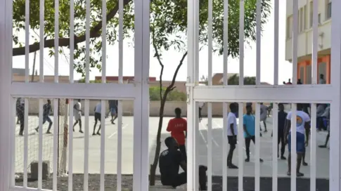 Un total de 1.863 migrantes fueron recluidos en un CIE en 2024, el 70 % solo por no tener papeles