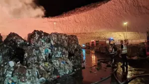 Incendio en la Planta Industrial de Residuos Sólidos de Arico
