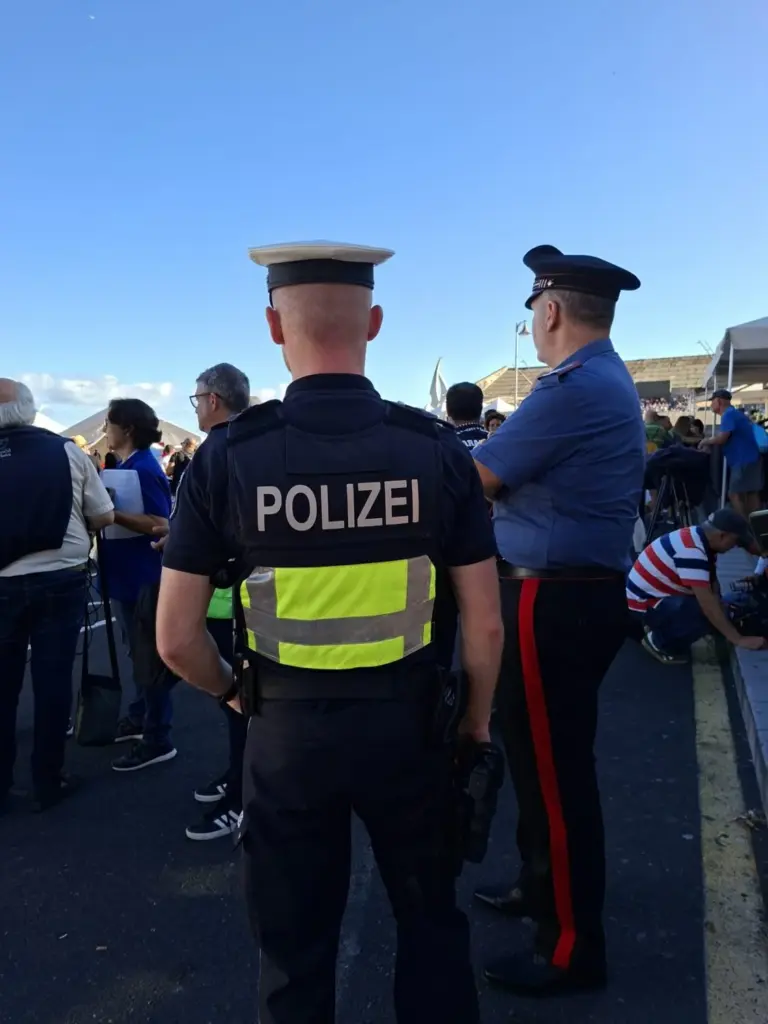 Agentes de policía de Alemania también participan en el simulacro / RTVC / Ángel Muñiz 