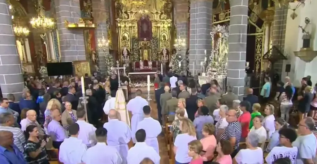 Precesión de entrada de la Misa del Pino