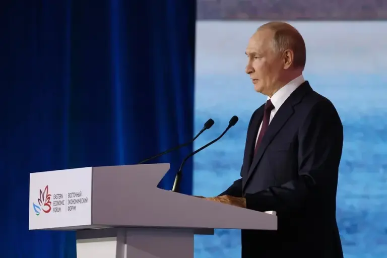 Putin invita a Zelenski a Moscú, pero descarta la presencia de tropas extranjeras en Ucrania
