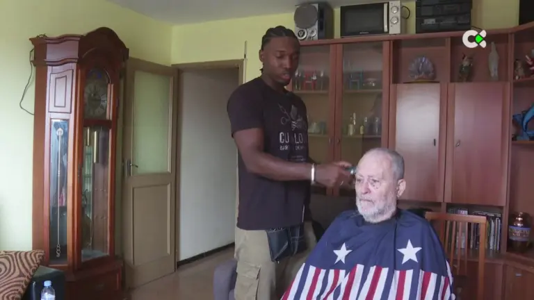 Un negocio social: peluquería a domicilio para personas con movilidad reducida