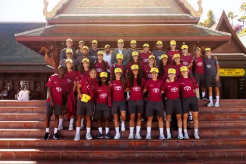 El Tenerife Femenino disfruta de una jornada en Loro Parque