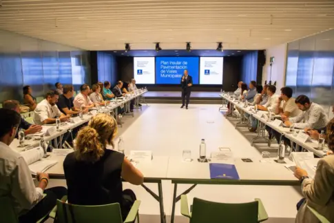 El Cabildo de Gran Canaria reactiva el Plan Insular de Pavimentación para mejorar calles municipales