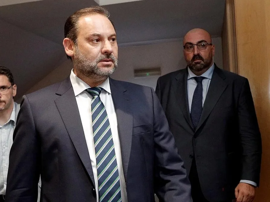 José Luis Ábalos (i) y Koldo García (d). Imagen EFE