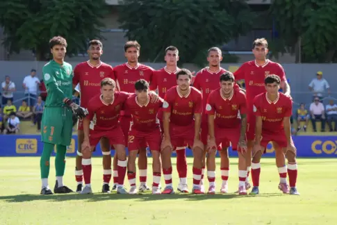 1-2 | El Tenerife B gana al Orihuela y continúa líder en Segunda RFEF