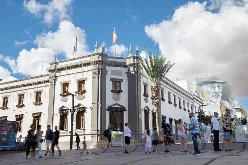 Los alumnos interesados en continuar practicándolos o recibir una formación más amplia pueden acudir o contactar con alguna de las escuelas deportivas municipales