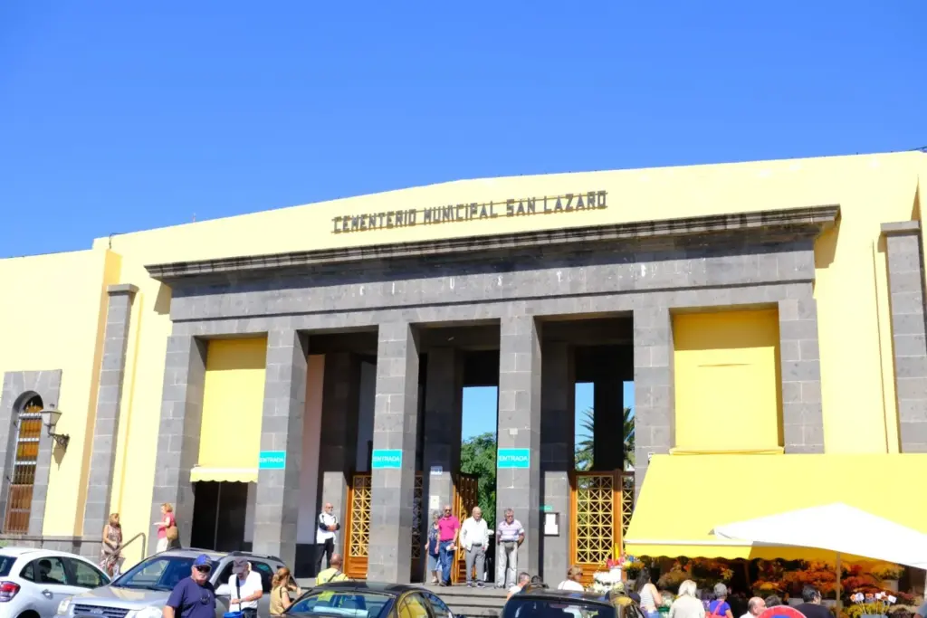 Cementerio municipal de San Lázaro, en Las Palmas de Gran Canaria, donde habrá un dispositivo especial de tráfico en el Día de Todos los Santos