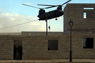 Cinco militares de Canarias, heridos al volcar un vehículo de maniobras en Albacete