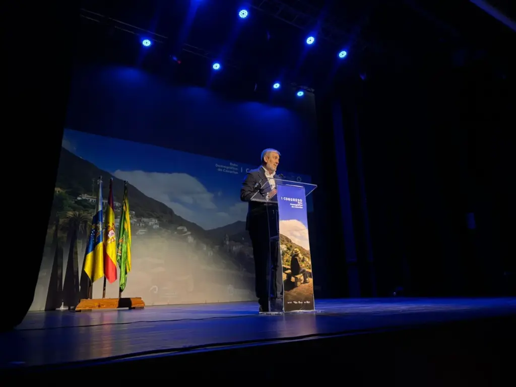 Fernando Clavijo, presidente de Canarias, durante su intervención en el I Congreso sobre Reto Demográfico. Imagen Gobierno de Canarias