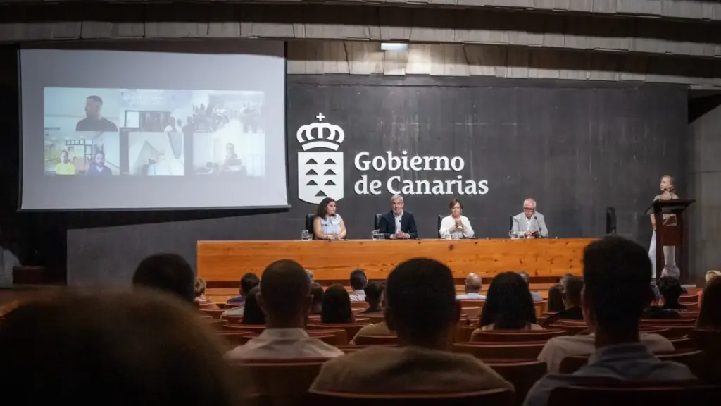 Clavijo policías