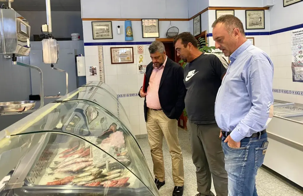 El Gobierno de Canarias concede más de 590.000 euros a 24 cofradías de pescadores de las islas