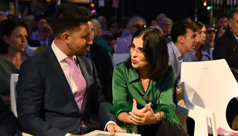 Las fiestas de La Naval arrancan en La Isleta con el pregón