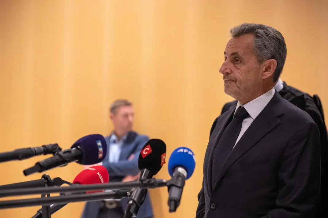 Imagen de archivo del expresidente de Francia Nicolas Sarkozy durante una rueda de prensa | Europa Press / Aurelien Morissard