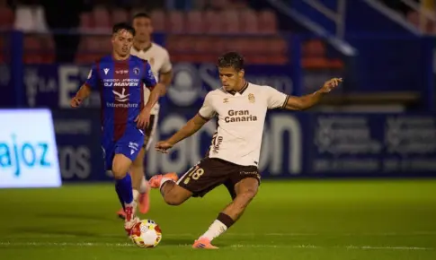 3-1 | La UD Las Palmas pierde contra el CD Extremadura y se despide de la Copa del Rey