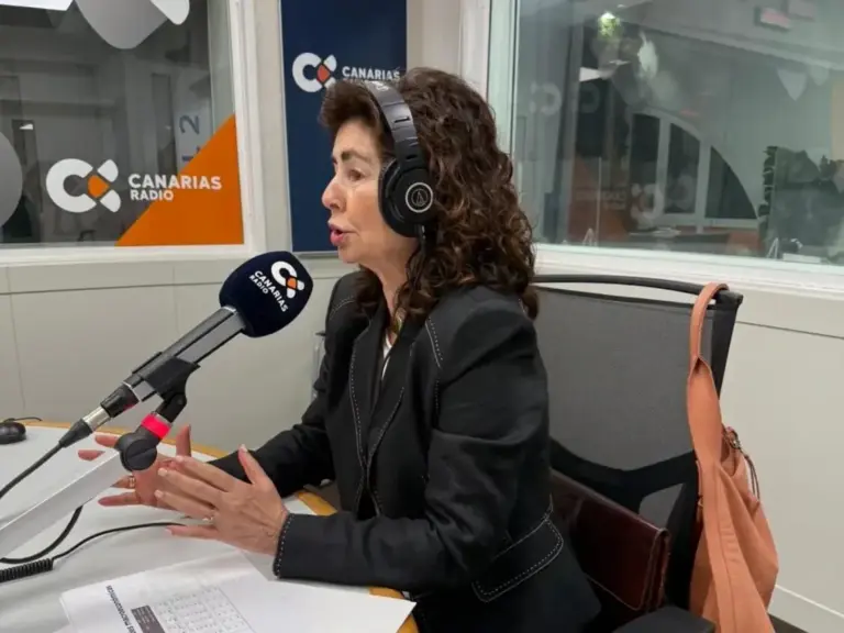 Más del 70% del presupuesto de Canarias para 2026 proviene de partidas del Estado, según Matilde Asián