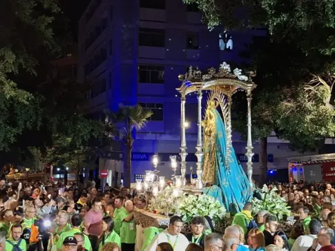 La Virgen de Candelaria llega a la Iglesia de la Cruz del Señor | minuto a minuto en directo