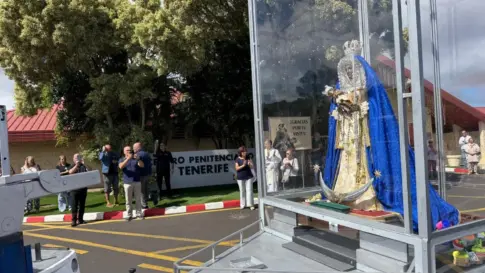 La Virgen de Candelaria visita a los reclusos de la prisión Tenerife II