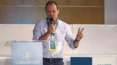 Óscar Hernández asume la presidencia de Municipalistas Primero Canarias