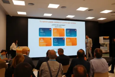 Turismo presenta ‘Canarias Avanza’ una herramienta para medir el impacto social del sector