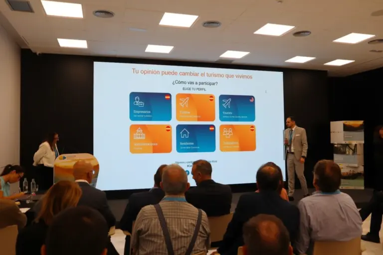 Turismo presenta ‘Canarias Avanza’ una herramienta para medir el impacto social del sector