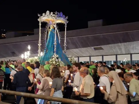 Imágenes de la histórica visita de la Virgen de Candelaria a Santa Cruz de Tenerife