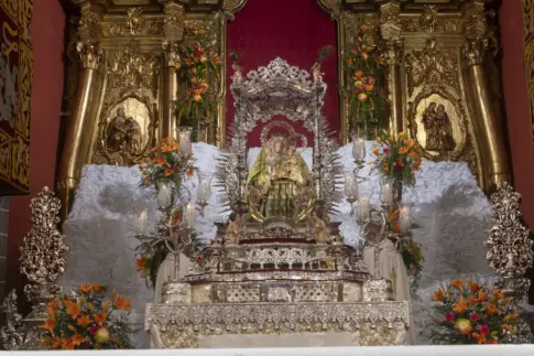 La Virgen del Pino regresa a su Camarín 37 días después