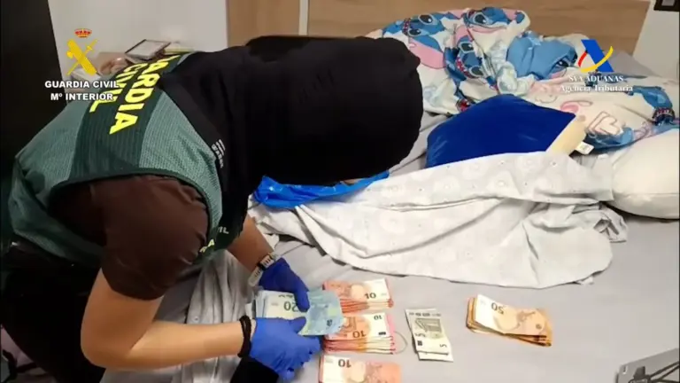 La Guardia Civil desarticula una red de narcotráfico en el Puerto de La Luz