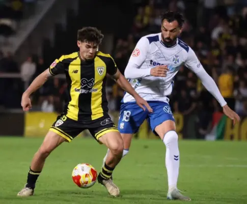 2-0 | Derrota del CD Tenerife ante el Barakaldo en Lasesarre
