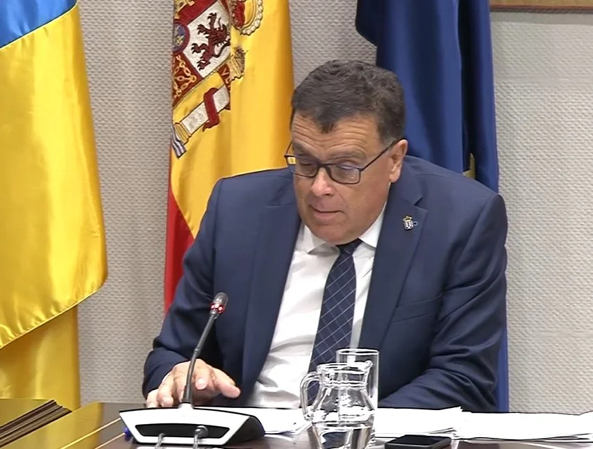 Manuel Miranda ha adelantado en el Parlamento de Canarias que muy pronto presentará el decreto ley que pondrá en marcha la Agencia Canaria de Emergencias