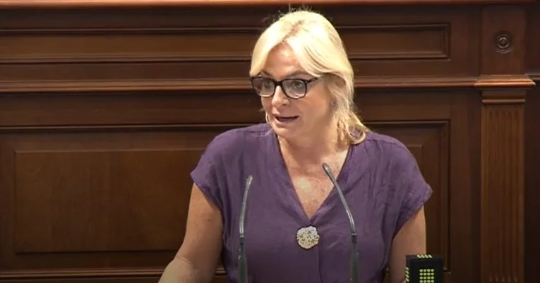 La Consejería de Sanidad valora crear un banco público de óvulos y espermatozoides