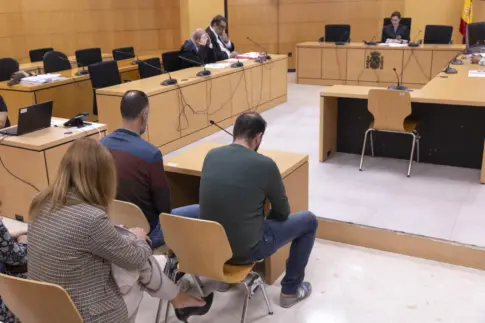 Mandos de la Policía Local de Buenavista aceptan que robaron 83.000 euros de multas