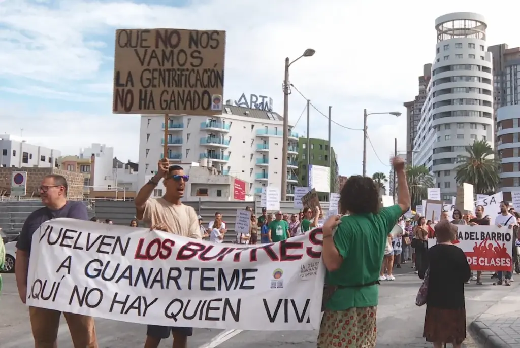 Vecinos de Guanarteme durante la manifestación de este sábado