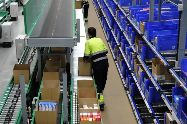 Las ventas de la industria en Canarias caen un 3,2% en agosto