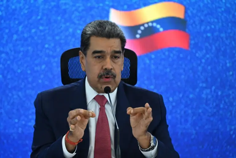 Maduro ordena una huelga «general, insurreccional» en caso de un ataque contra Venezuela