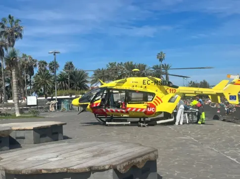 Evacúan a una menor con signos de ahogamiento grave de una piscina de un hotel de Tenerife