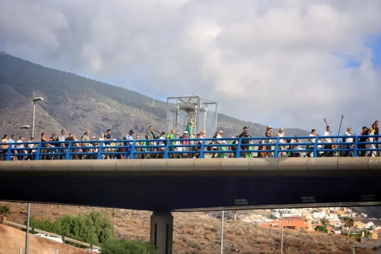 Imágenes de la histórica visita de la Virgen de Candelaria a Santa Cruz de Tenerife