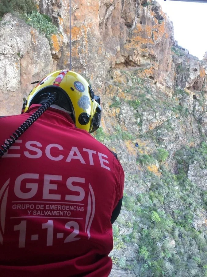 Rescatan en helicóptero a un senderista herido en el barranco de Masca